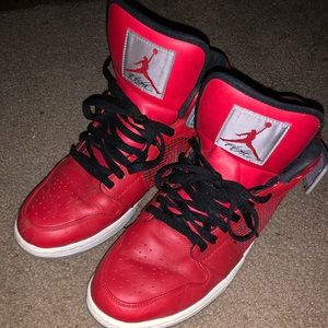 Jordan 1 Retro Red Size 11 Red/Black Brand New